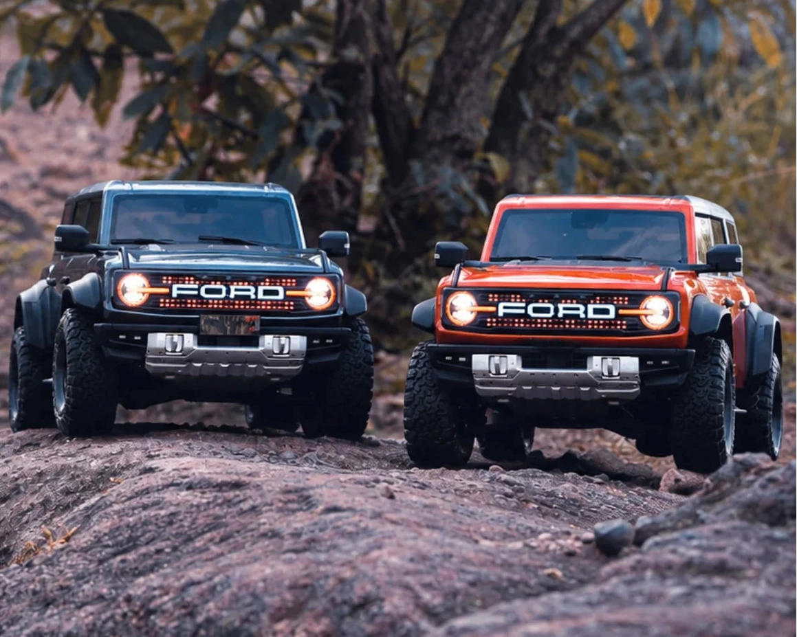 Traction Hobby 1/8 Ford Bronco Raptor Brushless RTR