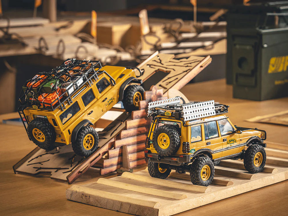 FMS 1:24 FCX24M Land Rover Camel Trophy Edition RTR