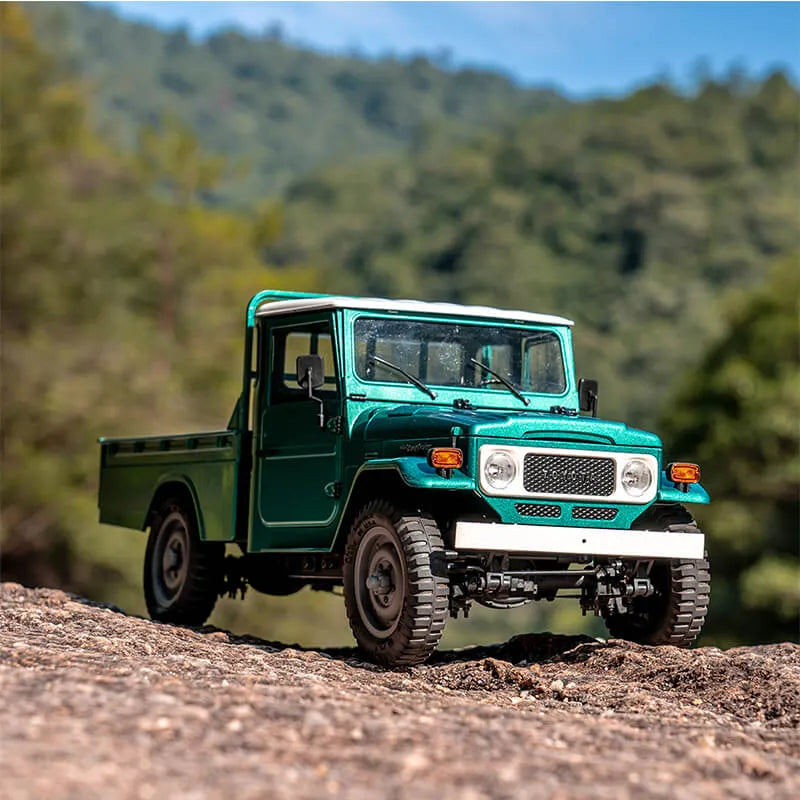 FMS 1:12 TOYOTA FJ45 Pickup Truck RTR