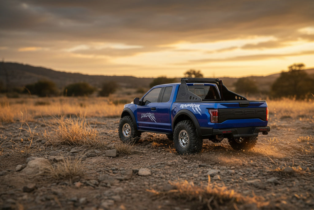 Tractionhobby Ford Raptor F150 1:8 IFS