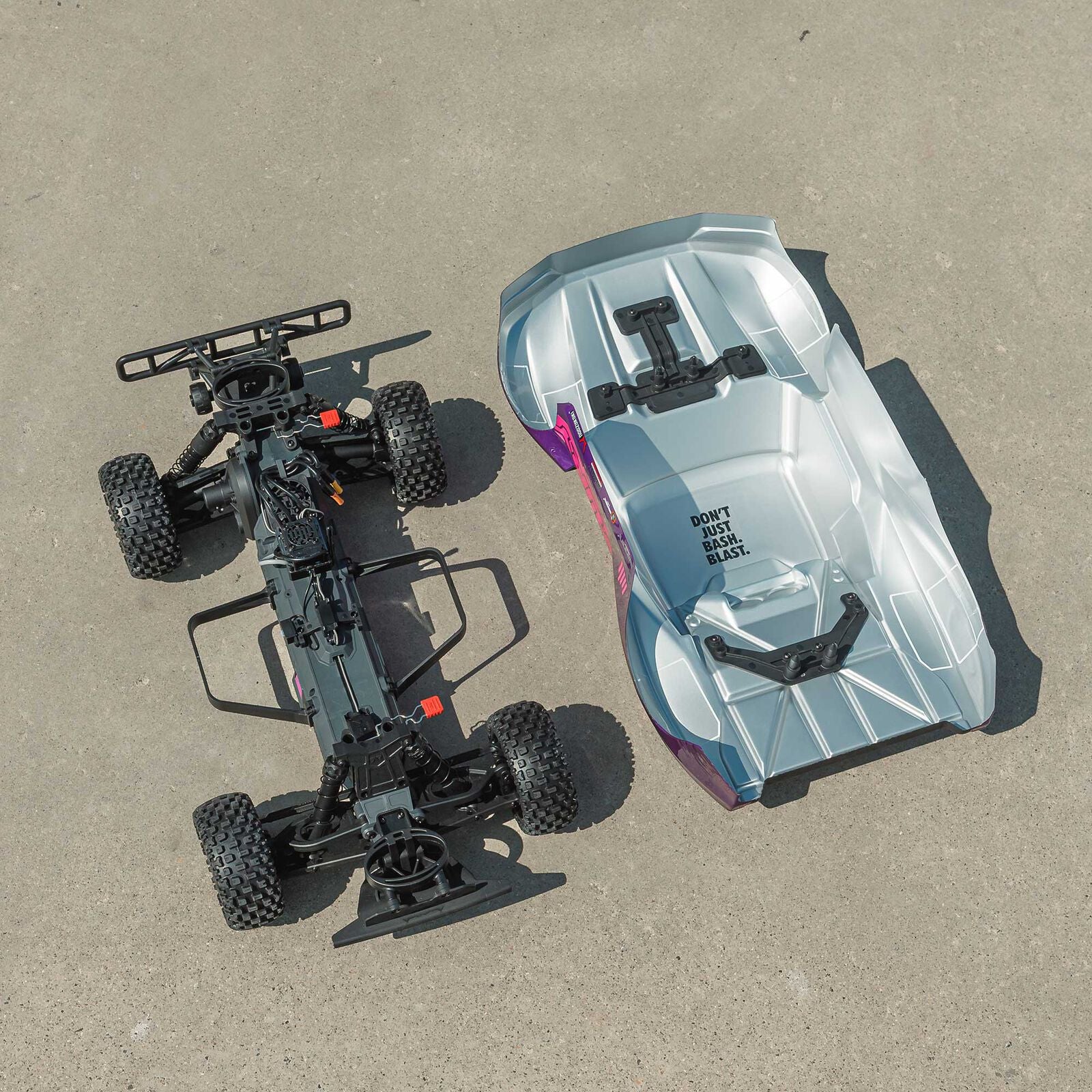 ARRMA 1/10 FURY 223S