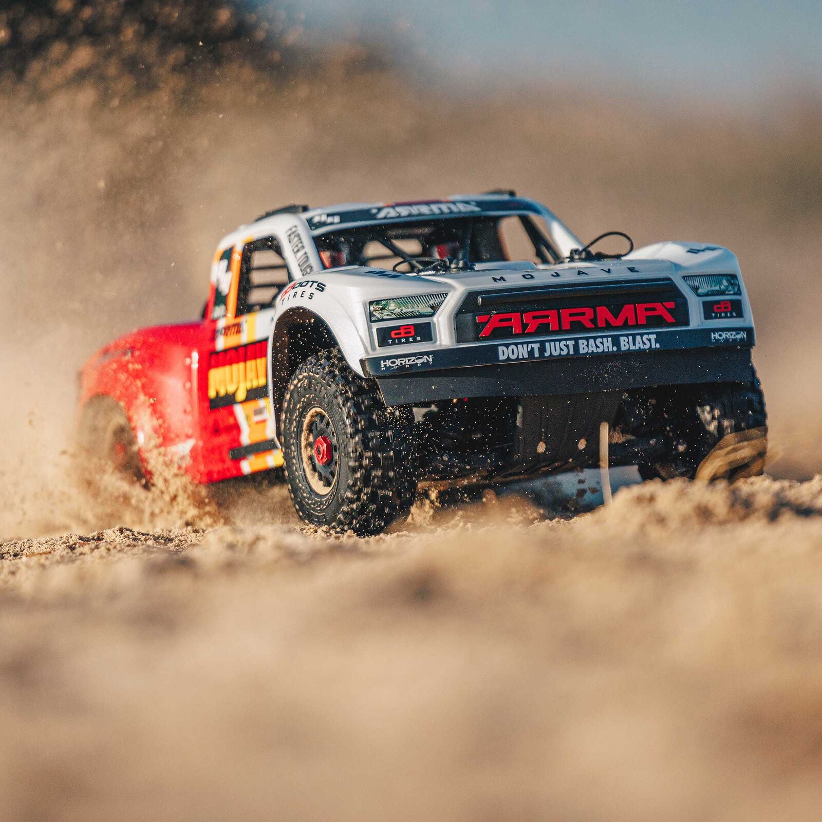 ARRMA 1/8 MOJAVE 4S