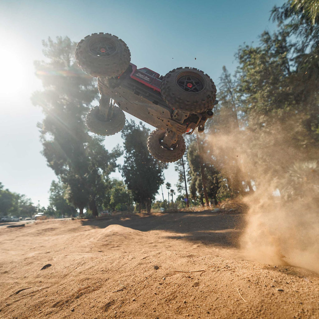 ARRMA 1/10 OUTCAST 4S