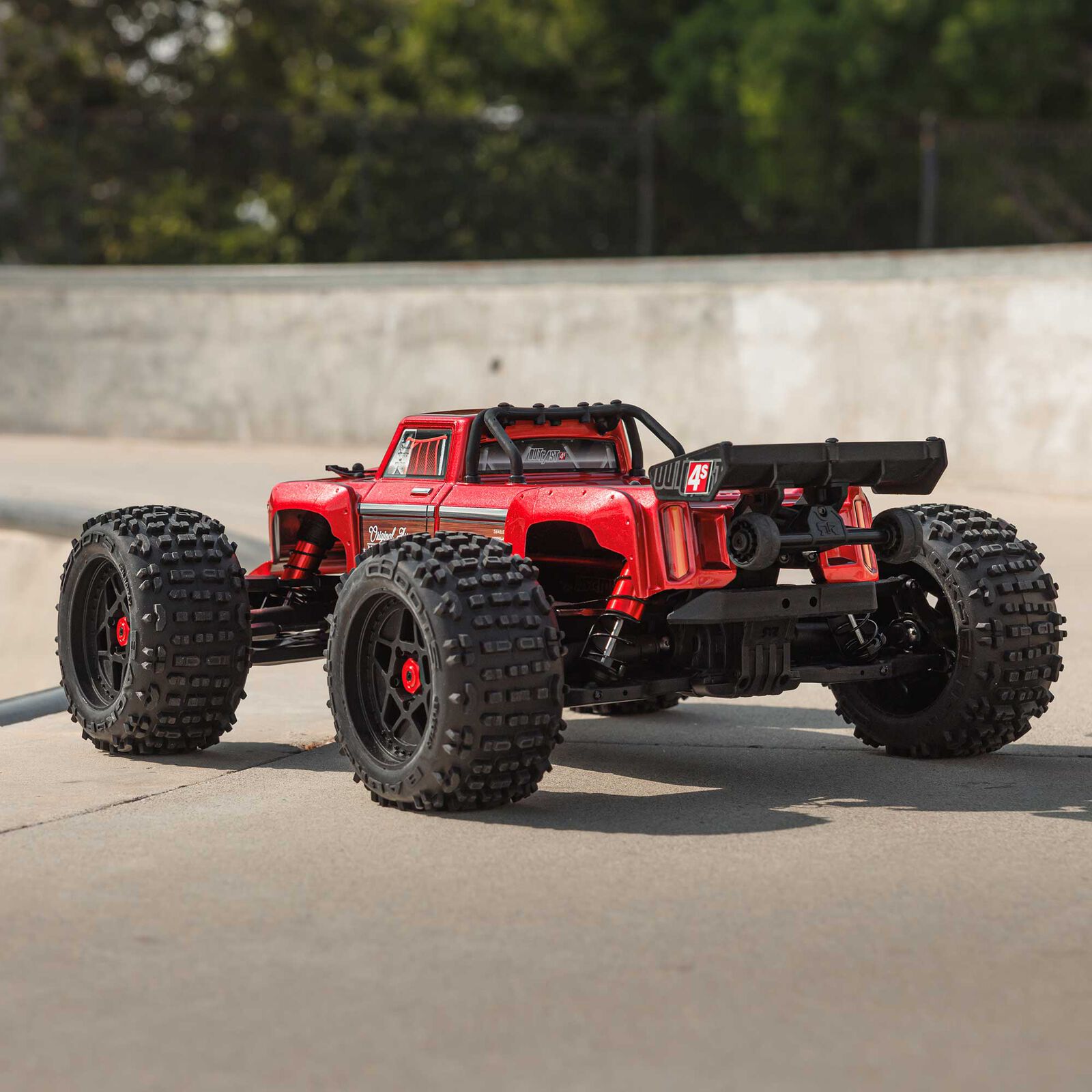 ARRMA 1/10 OUTCAST 4S