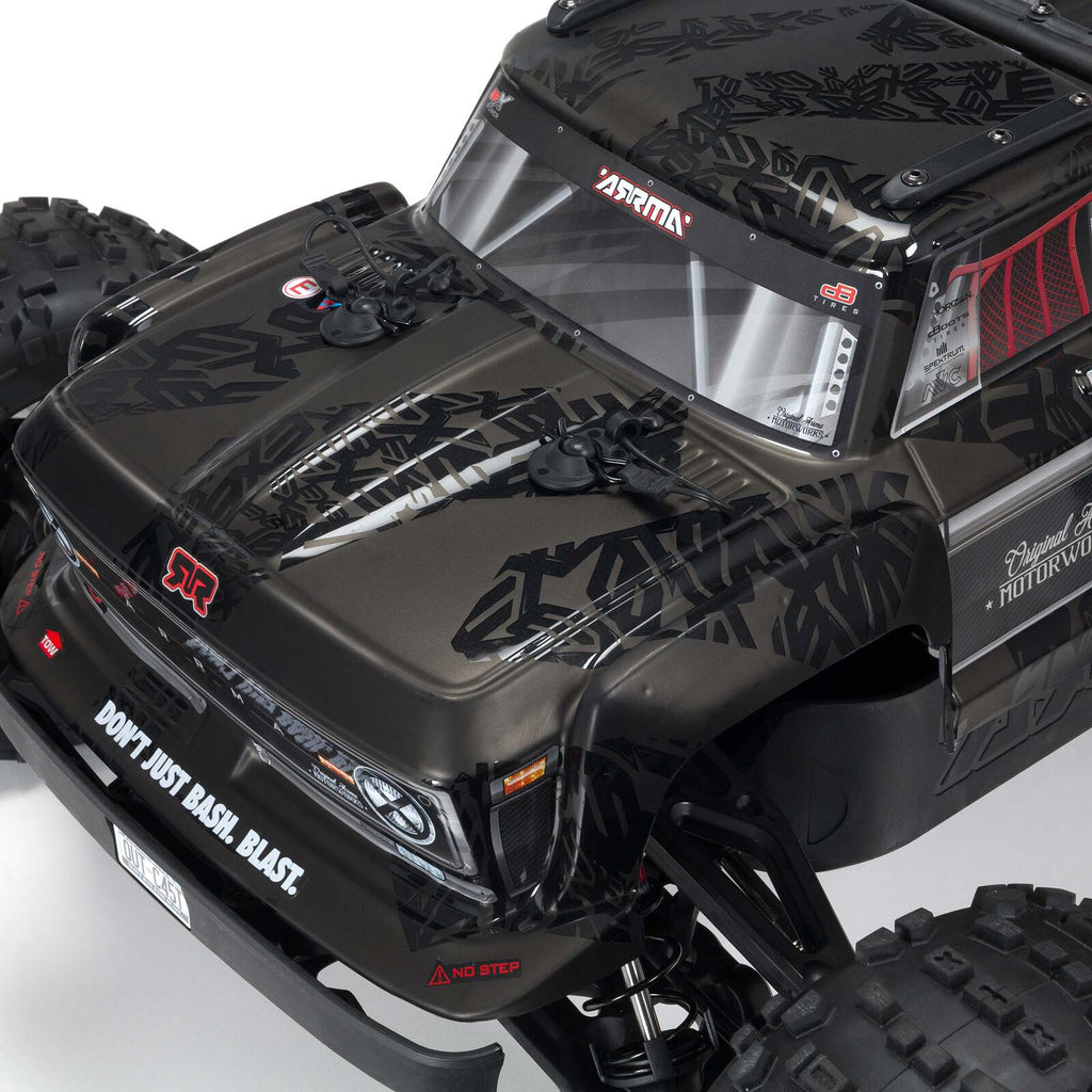 ARRMA 1/5 OUTCAST 8S