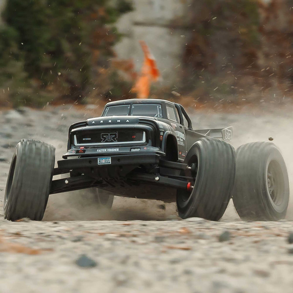 ARRMA 1/8 NOTORIOUS 6S