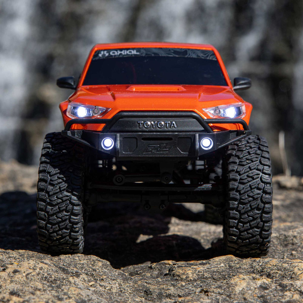 Axial 1/24 SCX24 Toyota 4Runner (Battery & Charger Included)
