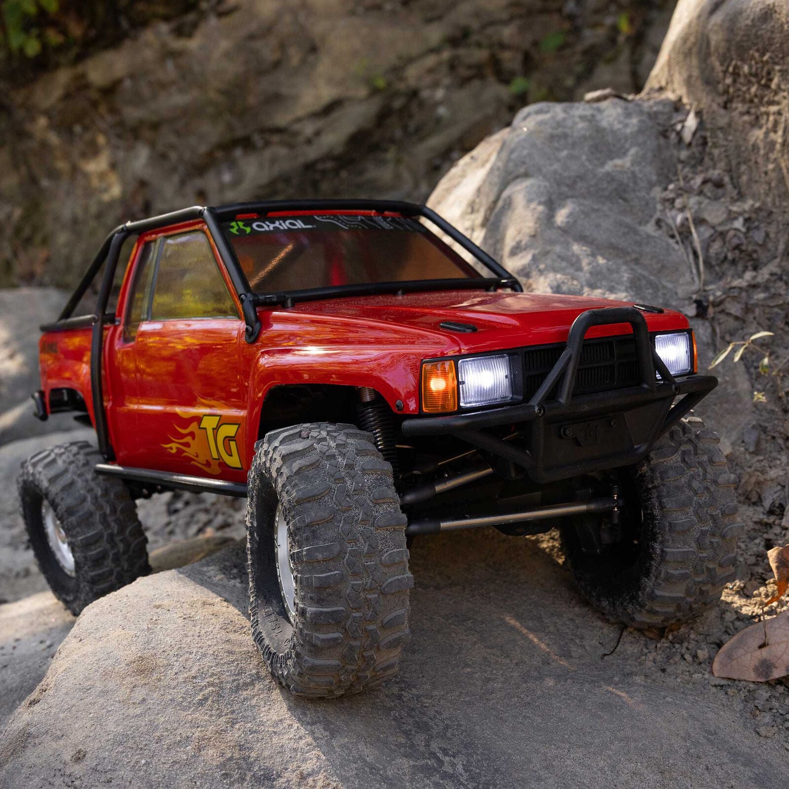 Axial 1/10 SCX10 III 1987 Toyota SR5
