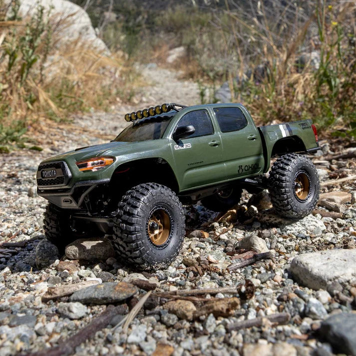 Axial 1/30 SCX30 Toyota Tacoma (Battery & Charger Included)