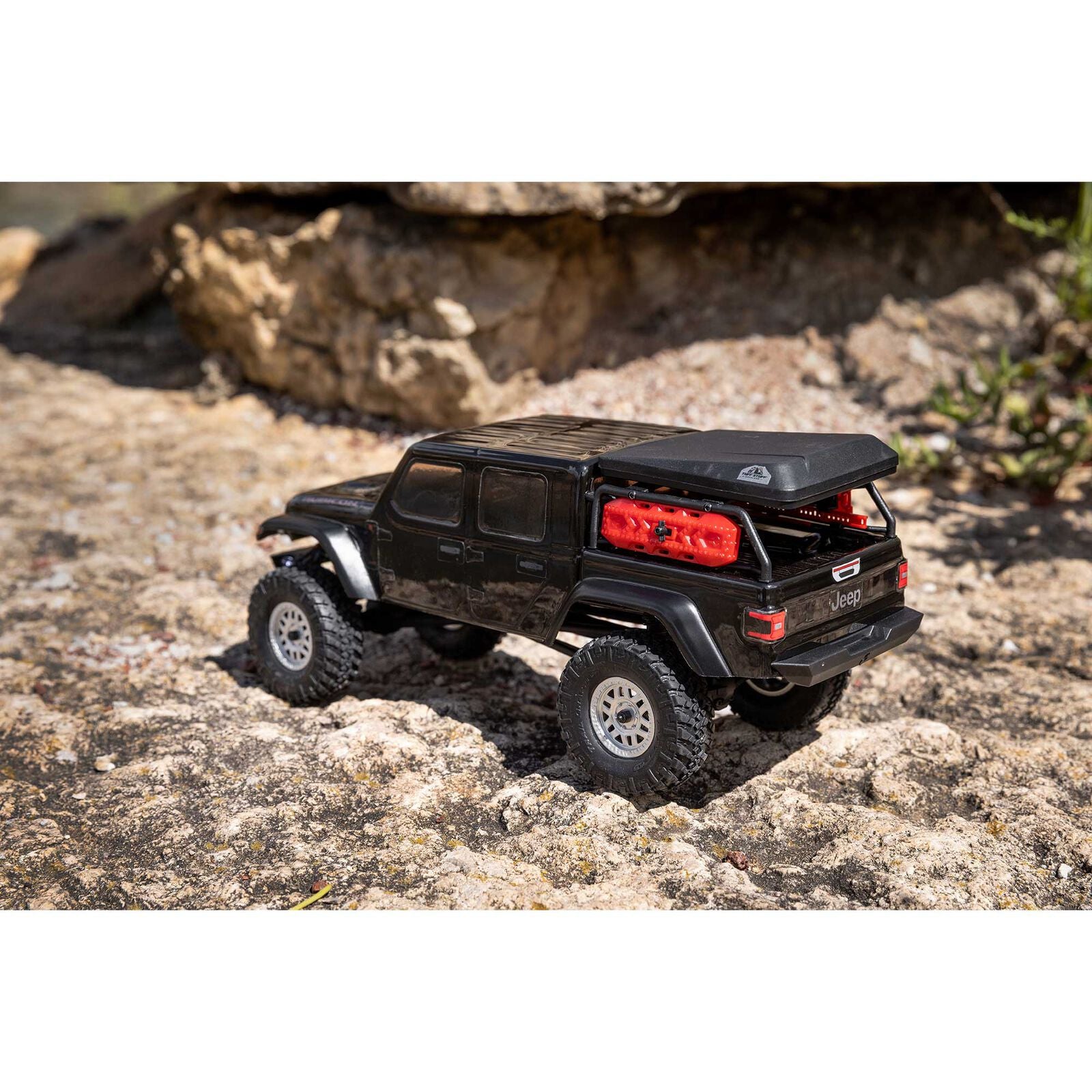 Axial 1/24 SCX24 Jeep JT Gladiator (Battery & Charger Included)