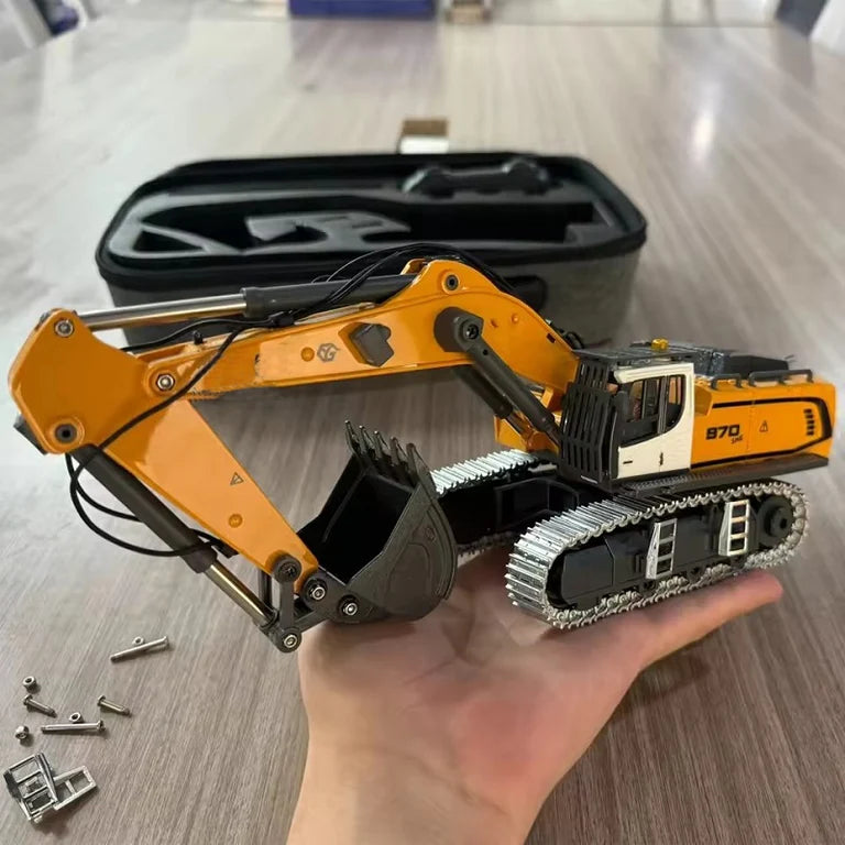 1:50 Scale Yigong 970 Escavator Construction Vehicle RTR