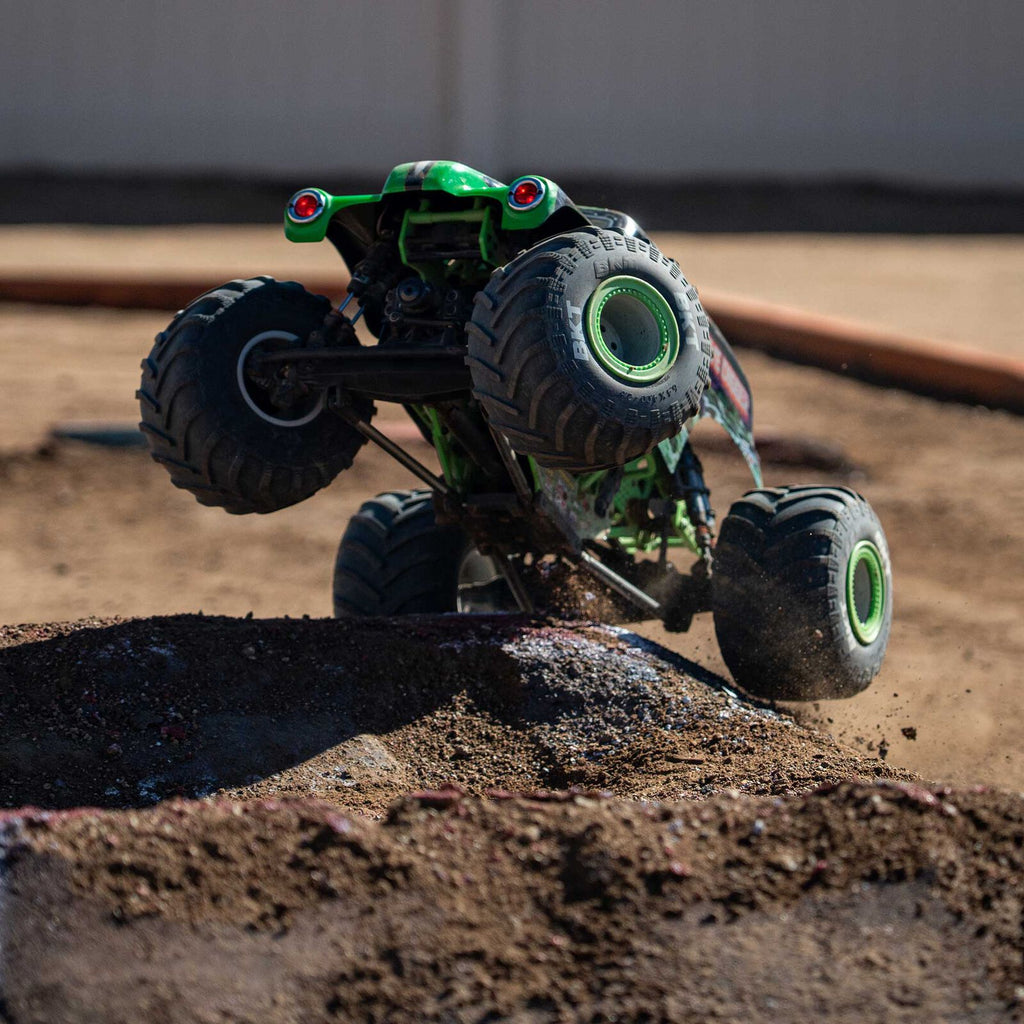 Losi 1/8 LMT - Grave Digger
