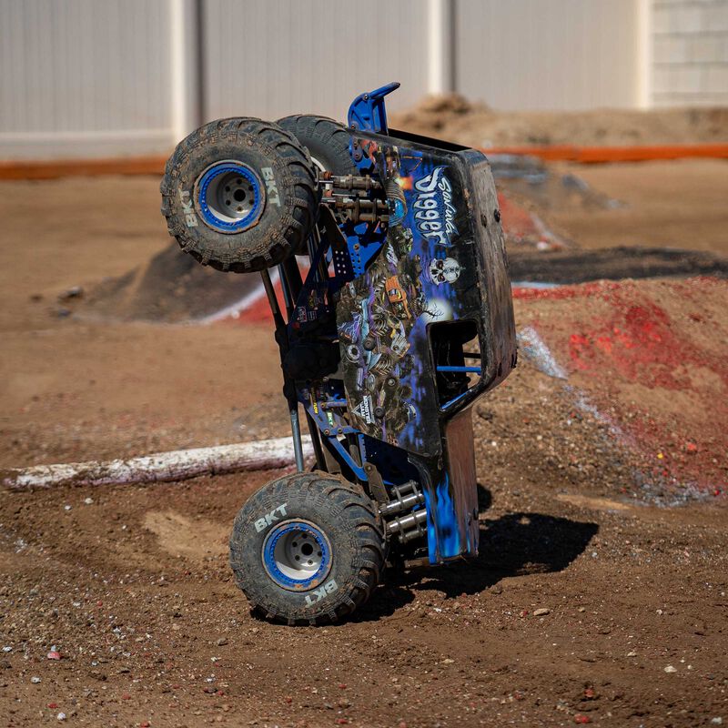Losi 1/8 LMT - Son-uva Digger